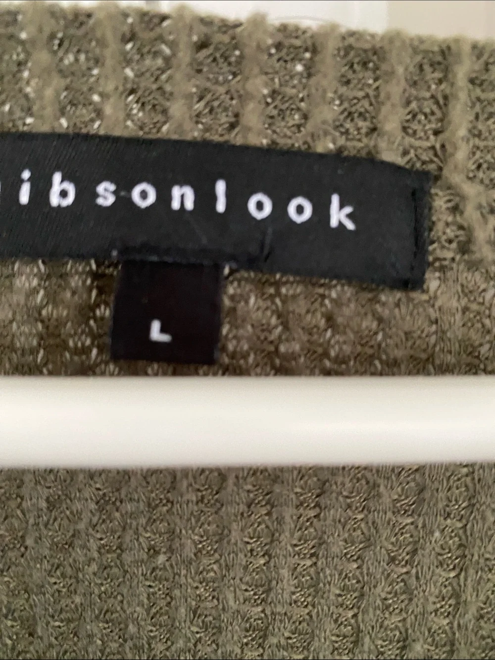 Gibsonlook Olive Ribbed V-Neck Button-Front Cardigan